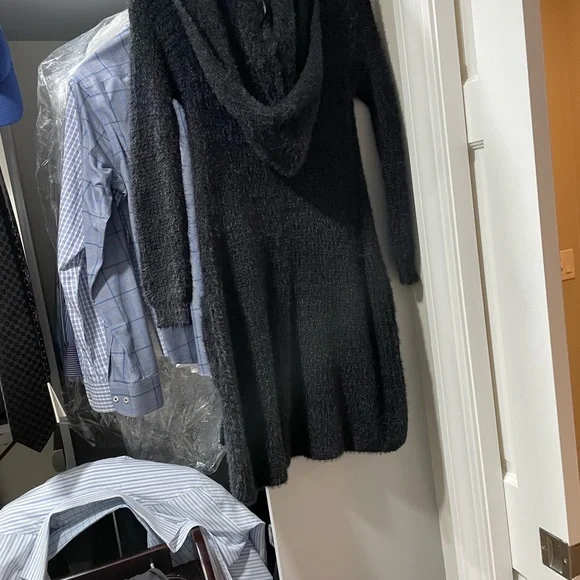 NWT. Hooded black cardigan sweater. Size medium. - Picture 4 of 5